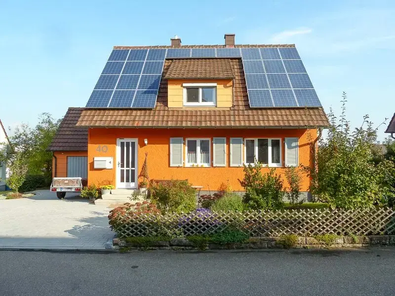 Mit strahelnden Farben in den Winter